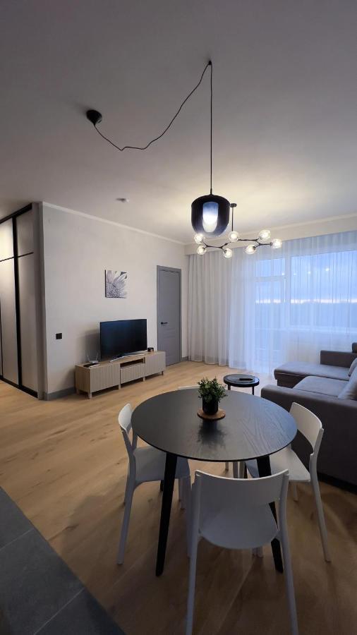 The Sixth - Self Check-In Apartment Tukums Ngoại thất bức ảnh